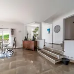 Вилла Stunning 4-bedroom With Pool - Perfect For Families Албуфейра