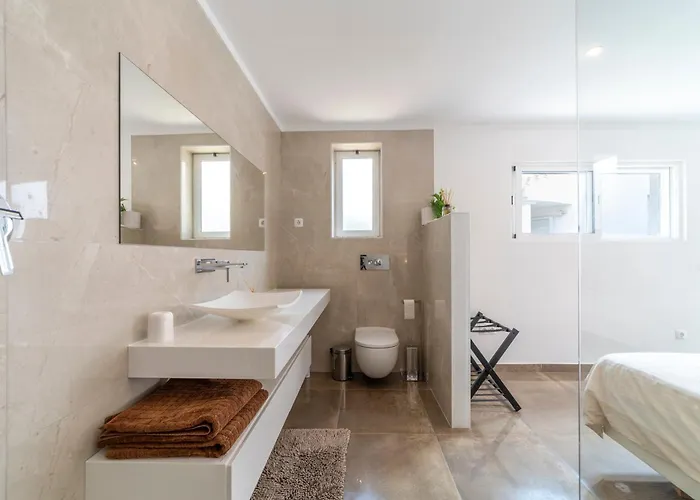 ヴィラ Stunning 4-bedroom With Pool - Perfect For Families アルブフェイラ